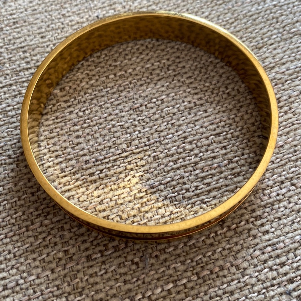 Handmade item! Gold bangle with hair tie concealer